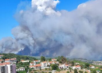 Incêndio na Serra da Estrela preocupa em Orjais e em Famalicão da Serra