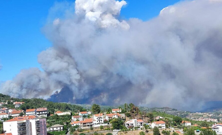Incêndio na Serra da Estrela preocupa em Orjais e em Famalicão da Serra