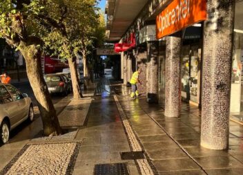 Lavagem de passeios de algumas artérias de Castelo Branco