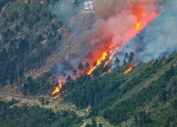 Mais de 1600 operacionais combatem um incêndio que dura já à 7 dias