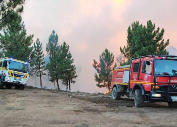 Três dos cinco bombeiros já tiveram alta hospitalar