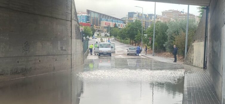 Condições meteorológicas adversas e chuva intensa - Covilhã