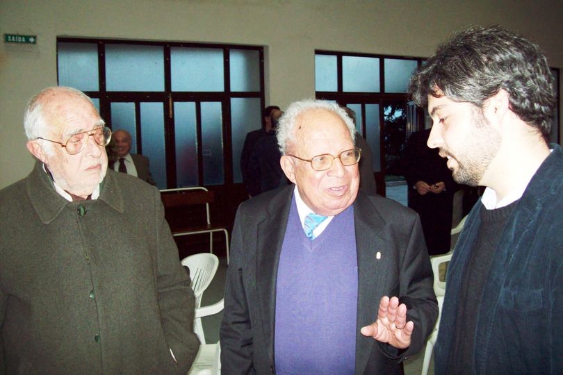 Depois da homenagem colocou-se a conversa em dia.