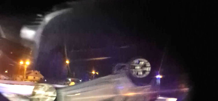 Acidente na A23 provoca dois feridos após embate com animal