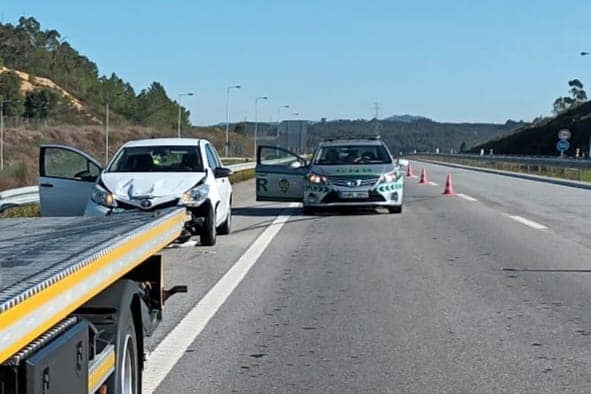 Acidente na A23 provoca ferimentos em 4 pessoas