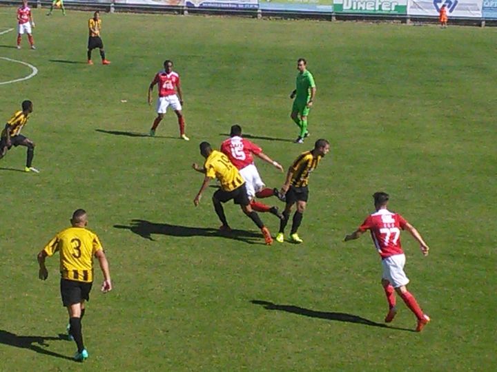 BC Branco  3  Alcanenense 0