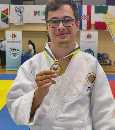 Campeão do Mundo de Judown recebido hoje em glória na sede da APPACDM de Castelo