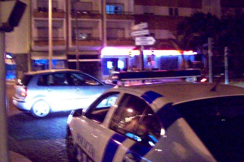 Colisão junto à praça Rainha D. Leonor