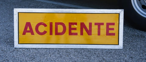 Despiste de automóvel provoca ferimentos em homem de 55 anos