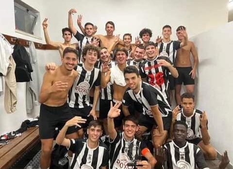 Equipa júnior do Desportivo de Castelo Branco vence na final clube da Guarda