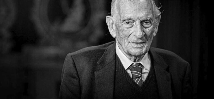 Faleceu Adriano Moreira aos 100 anos