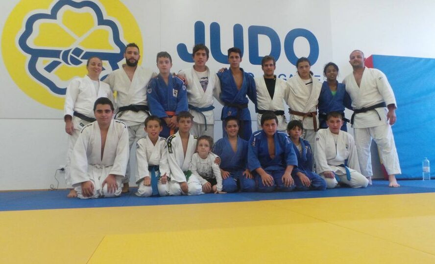 Judocas estagiam no Algarve