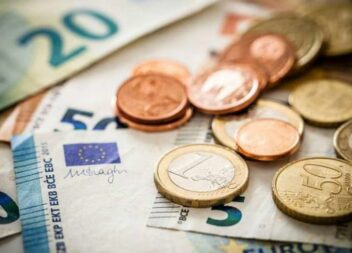 Milionários recebem apoios extraordinários de 125 euros