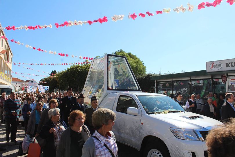 Multidão acolhe Imagem Peregrina em Vila de Rei