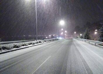 NEVE CHEGA À GUARDA