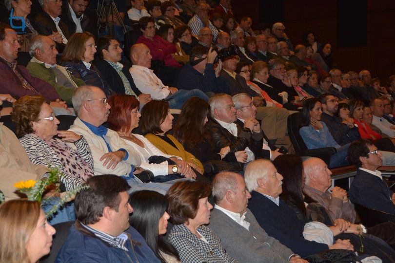 O Centro de Artes do Tejo ficou repleto para ouvir José Sócrates