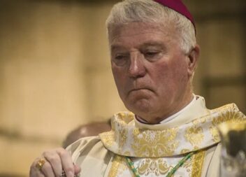 Padre investigado por abusos sexuais de menores não foi afastado das suas funçõe