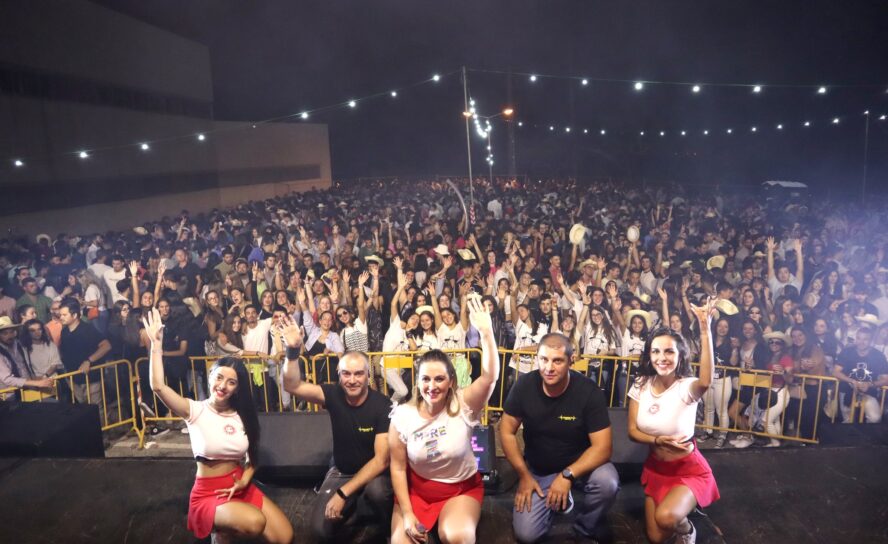 Receção ao Caloiro na ESART pela noite dentro