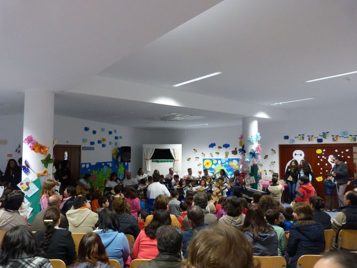 Sarau Cultural junta 200 pessoas na Biblioteca Municipal
