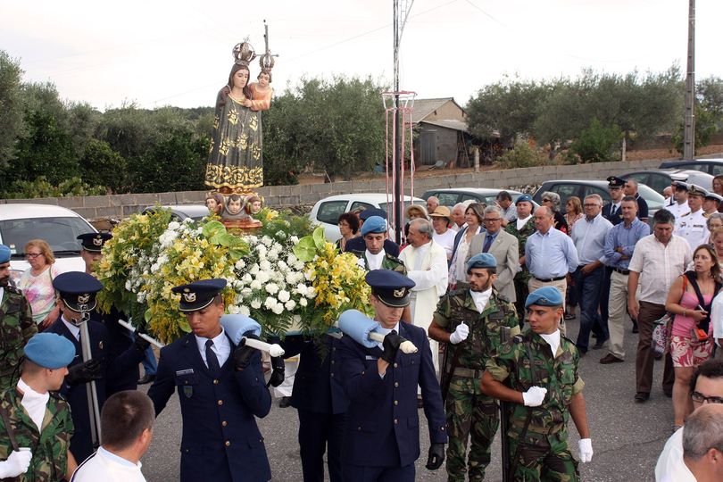 Senhora do Loreto leva mundo da aviação até Alcafozes