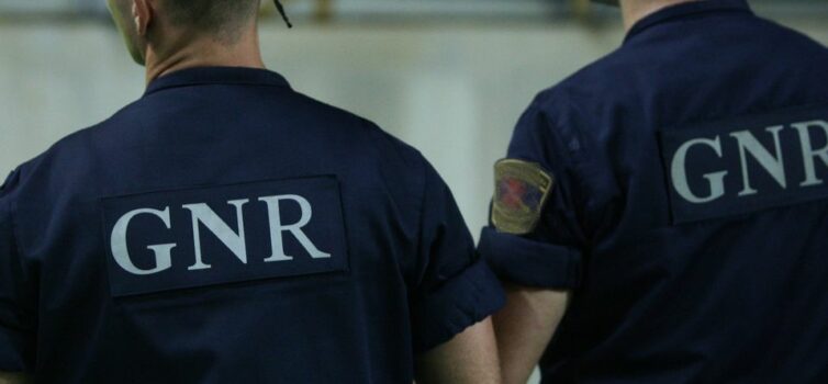 Suspeito de vários furtos fica em prisão preventiva em Celorico da Beira
