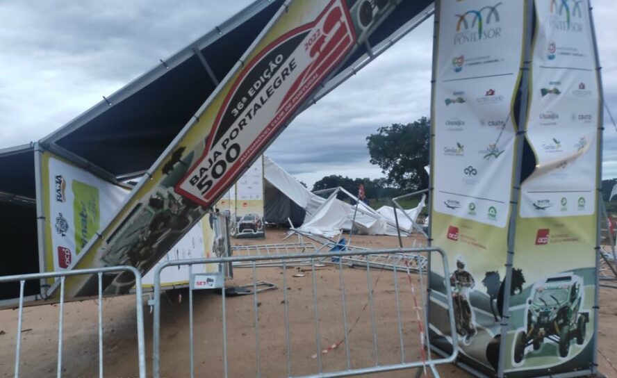 Tempestade momentânea resulta em quatro feridos e destrói estrutura na Baja Port