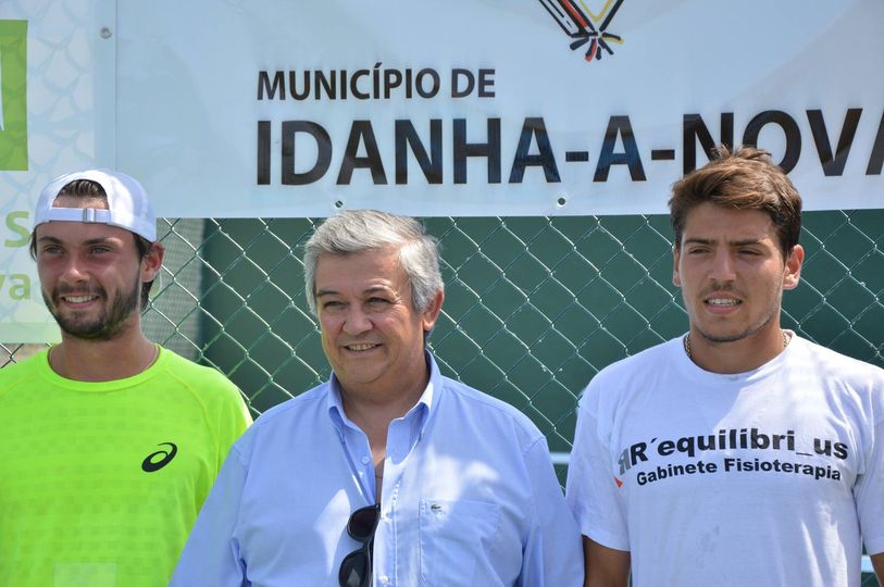 Vitória vai para França