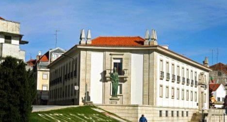 Castelo Branco: Suspeito de agredir ex-namorada com machado começou hoje a ser j
