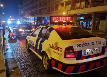 Colisão entre 2 automóveis em Castelo Branco