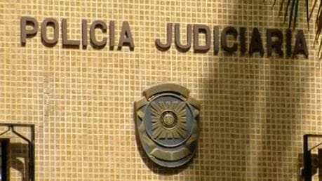 Corpo carbonizado encontrado dentro de carro na Guarda, Polícia Judiciária está