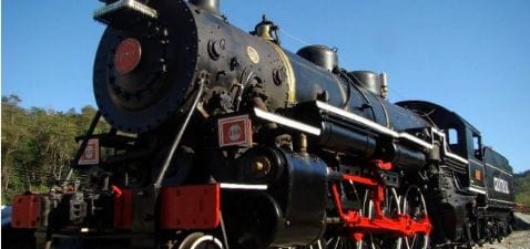 Locomotiva a vapor chega no sábado para ser colocada em rotunda da Guarda
