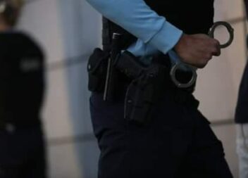 PSP deteve homem por roubo por esticão na via pública