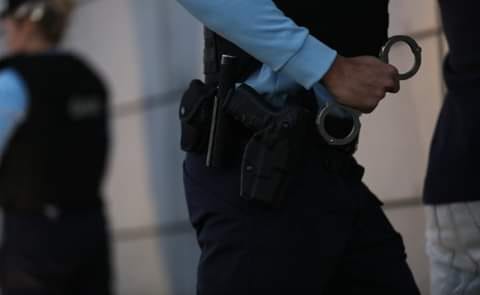 PSP deteve homem por roubo por esticão na via pública