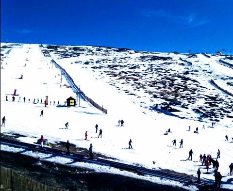 Pistas de esqui na Serra da Estrela vão reabrir a 10 de Dezembro