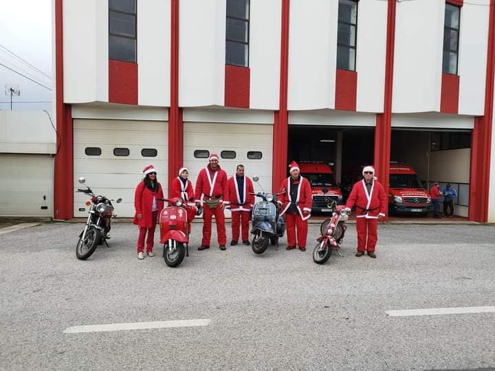 Bombeiros de Cernache do Bonjardim recebem visita dos Pais Natal do Clube de Ves