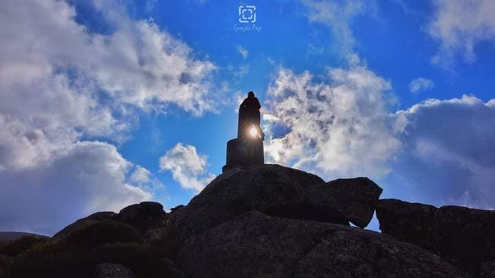 Continua linda a Serra da Estrela... Passeio de domingo neste cenário de filme