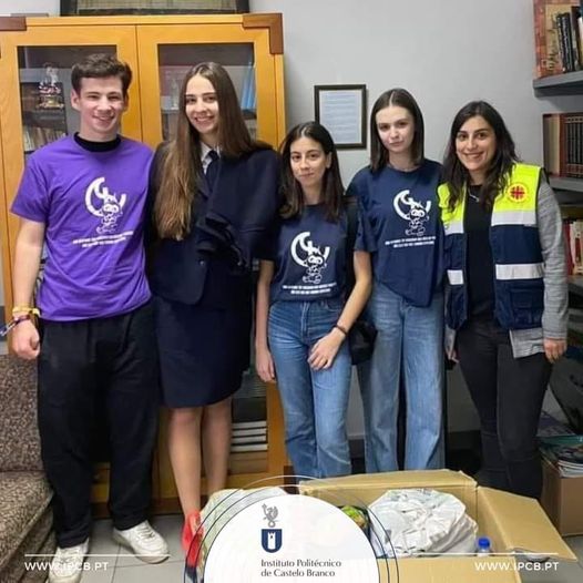 Escola de Saúde Dr. Lopes Dias entrega alimentos à Cáritas de Castelo Branco