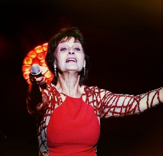 Morreu a cantora Linda de Suza