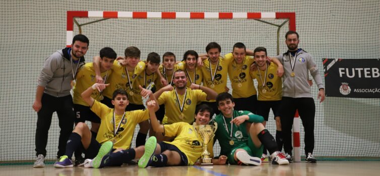 Taça AFCB Juniores jogo entre GD Mata /AAUBI e UD Cariense