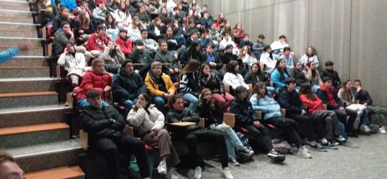 Afonso de Paiva sensibiliza para a "Não Violência"