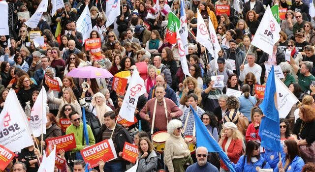 CDS solidariza-se com protesto da Educação