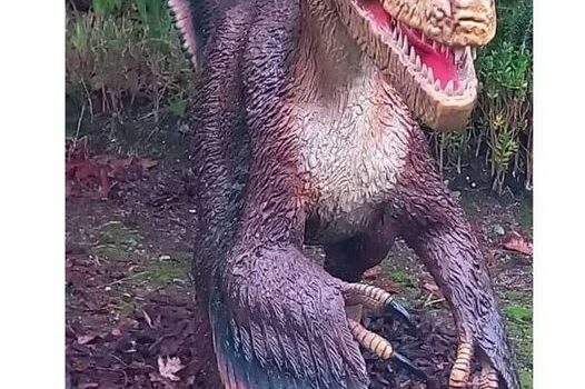 Dinossauro furtado de exposição em Pedrógão Grande