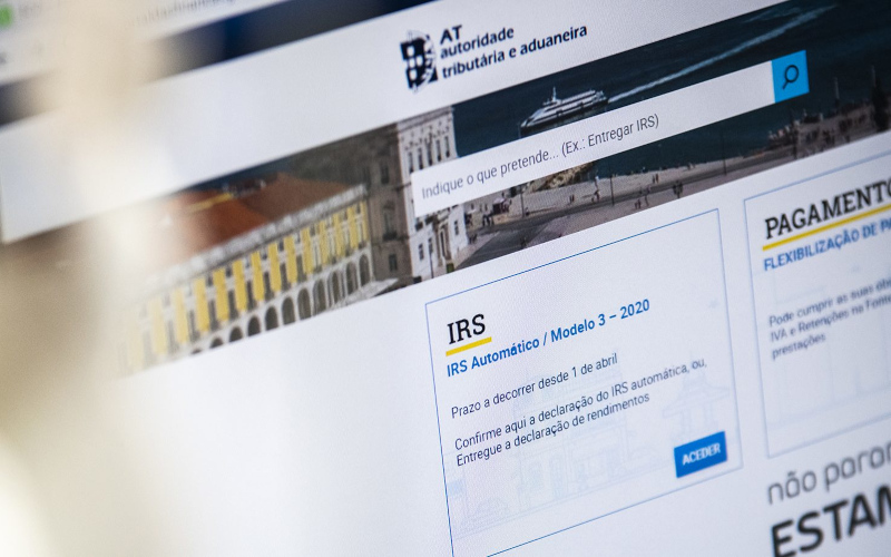 Entrega do IRS arranca em abril mas há várias etapas que podem reduzir imposto