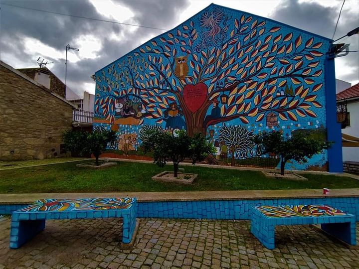Louriçal do Campo: Rosário Bello deu novas cores à Freguesia.