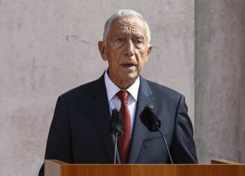 Marcelo assume que Carla Alves é "um peso político negativo"