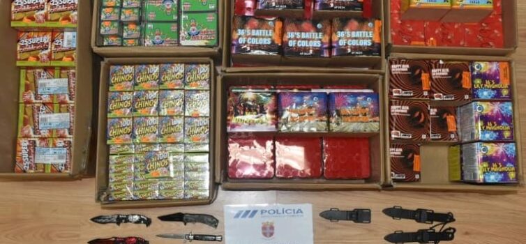PSP apreende armas brancas e material pirotécnico