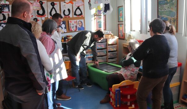 Agrupamento de Escolas recebe mesas e ecrãs interativos