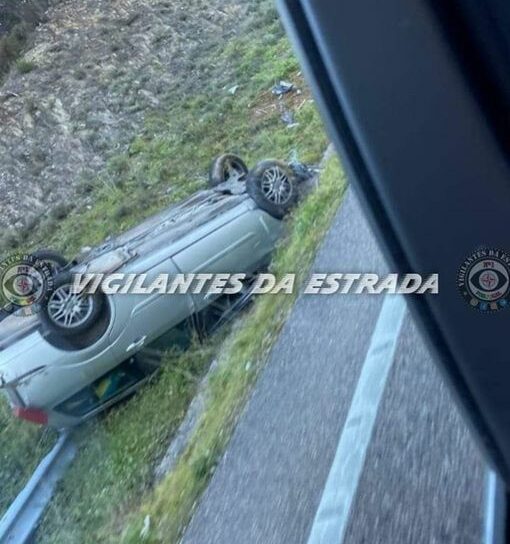 Despiste no IC8 provoca dois feridos