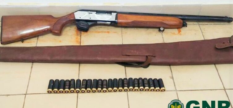 Detido em flagrante por caça em área de proteção