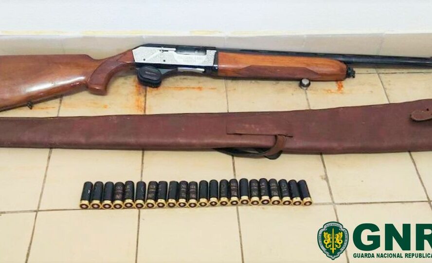 Detido em flagrante por caça em área de proteção